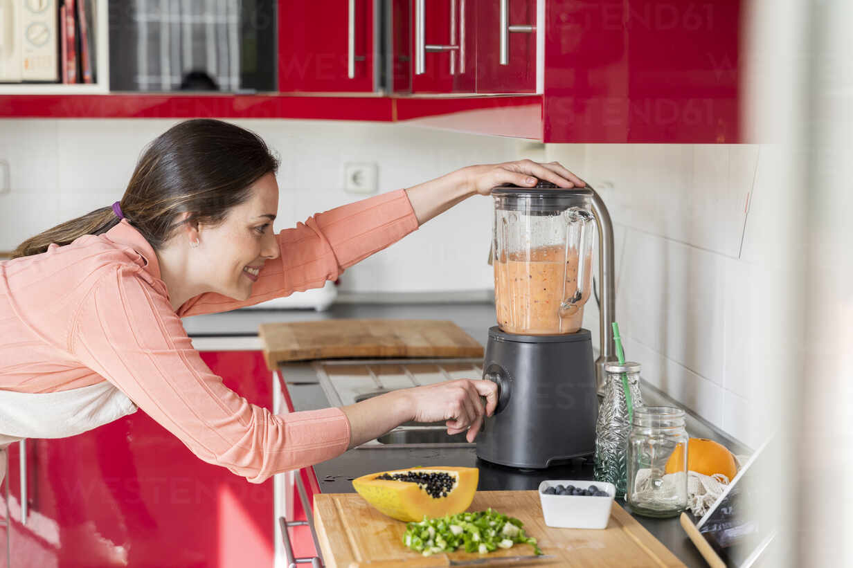 What Watt Blender Do I Need for Perfect Blending?